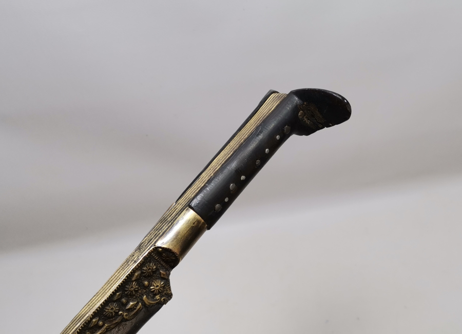 OSMANLI DÖNEMİ GÜMÜŞ ÇAKMA İŞÇİLİKLİ ÇOK NADİR YENİÇERİ CELLAT YATAĞANI