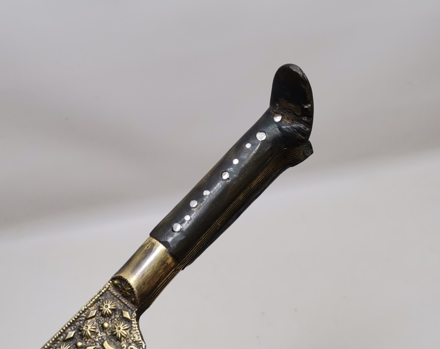 OSMANLI DÖNEMİ GÜMÜŞ ÇAKMA İŞÇİLİKLİ ÇOK NADİR YENİÇERİ CELLAT YATAĞANI