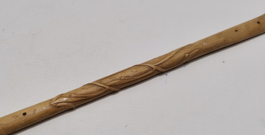 OSMANLI DÖNEMİ NADİR FORMDA TEKKE İŞİ SIRT KAŞIYICI