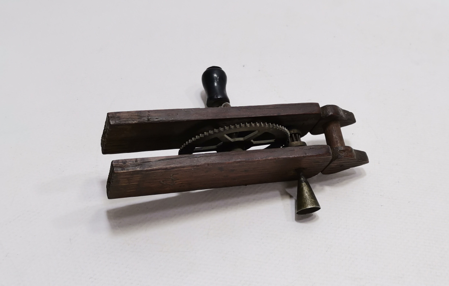 OSMANLI DÖNEMİ ÜZERİ OSMANLICA YAZILI ÇOK NADİR EYÜP OYUNCAK