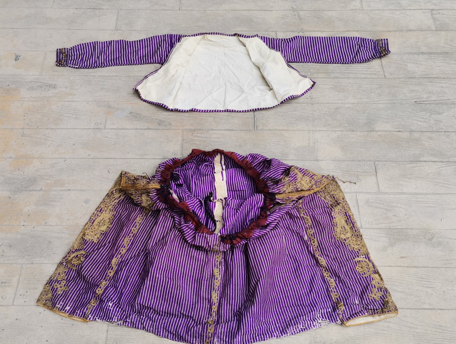 OSMANLI DÖNEMİ YAN KISIMLARI AY YILDIZLI SIRMA İŞÇİLİKLİ AĞIR TAKIM  ŞALVAR CEPKEN TAKIMI