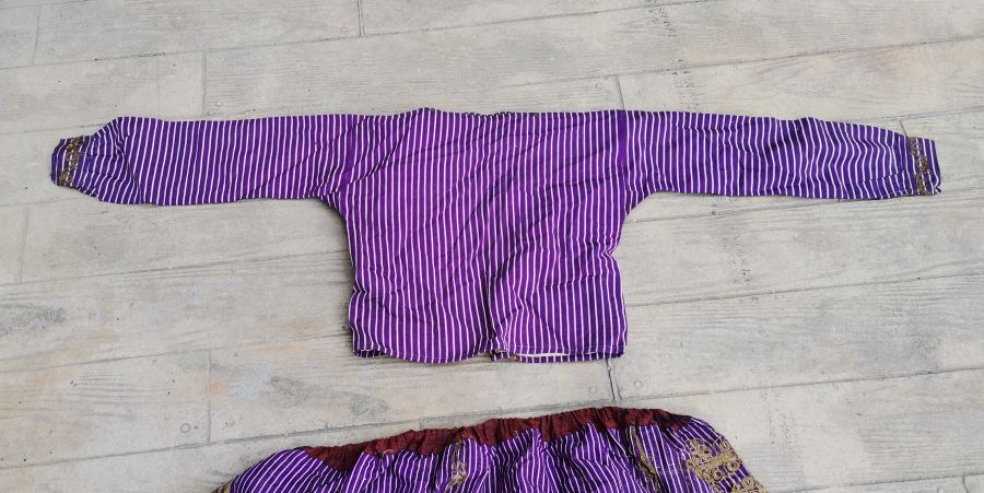 OSMANLI DÖNEMİ YAN KISIMLARI AY YILDIZLI SIRMA İŞÇİLİKLİ AĞIR TAKIM  ŞALVAR CEPKEN TAKIMI