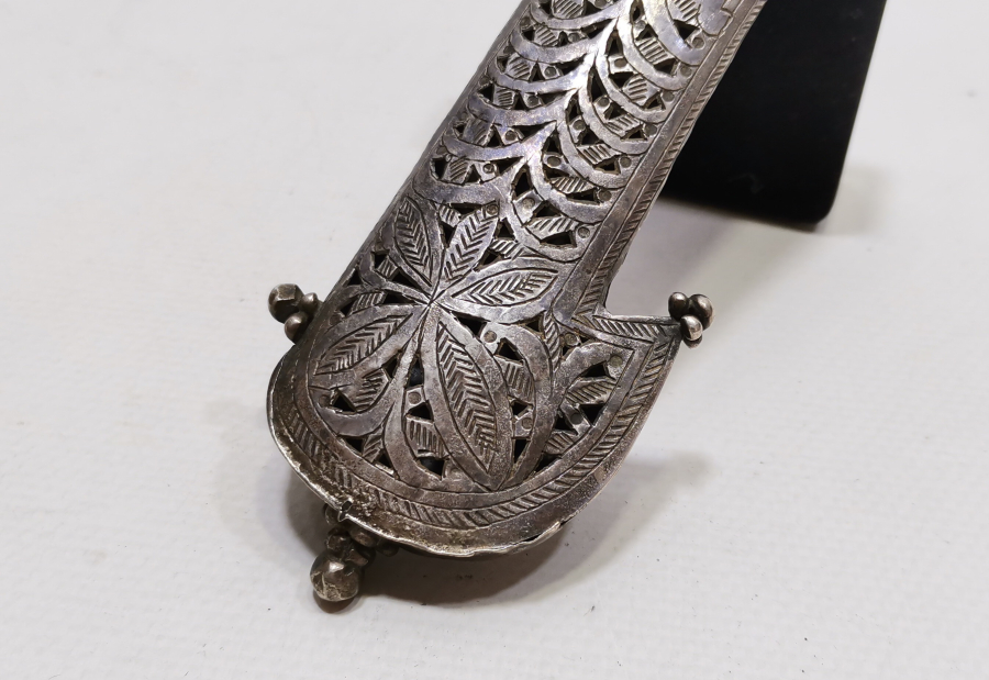 ÜZERİ OSMANLICA YAZILI GÜMÜŞ ŞAŞKA SAPI