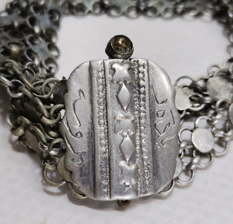 ÜZERİNDE OSMANLICA BURSA YADİGARI YAZILI OSMANLI DÖNEMİ GÜMÜŞ BİNDALLI BİLEZİĞİ