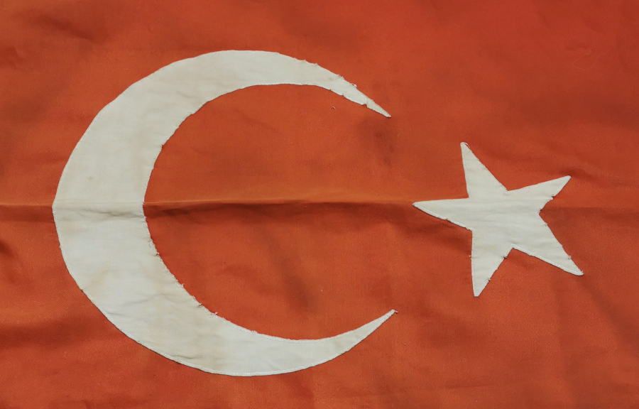 BÜYÜK BOY ANTİKA BAYRAK