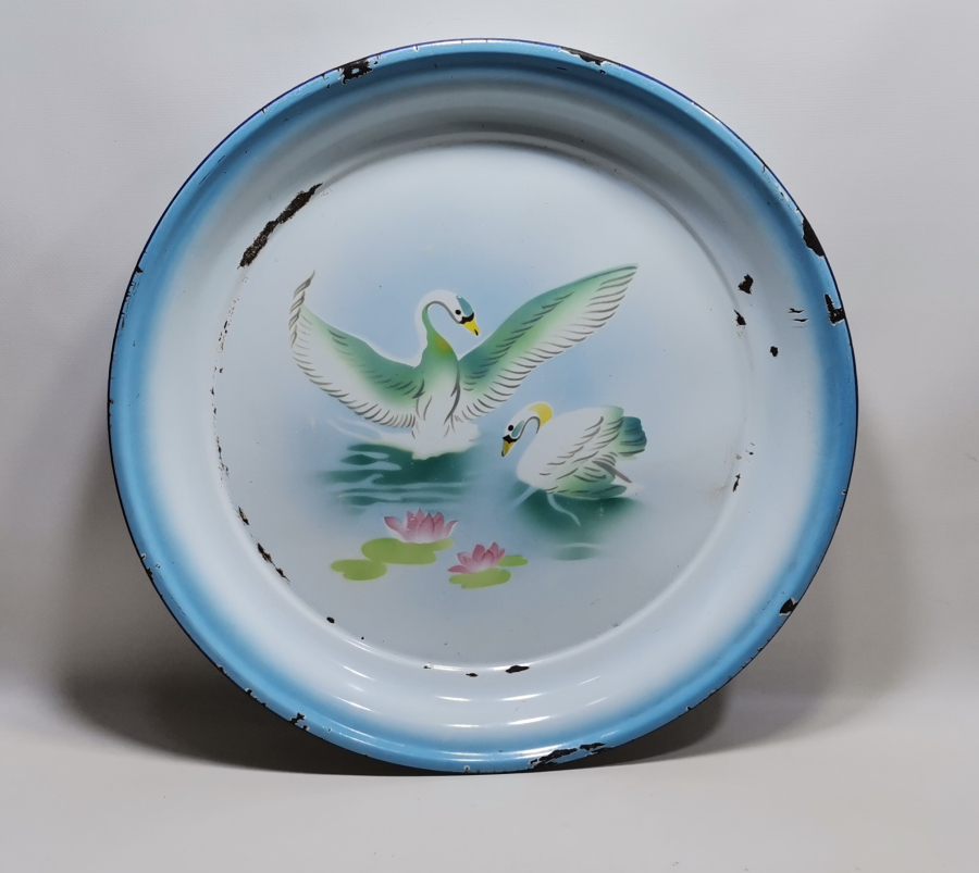 BÜYÜK BOY ANTİKA KUĞULU EMAYE TEPSİ