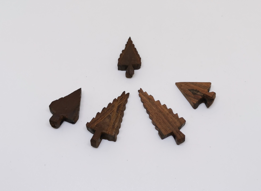 ÇİTLENBİK AĞACINDAN YAPILMIŞ ANADOLU ŞAMAN KÜLTÜRÜ ANTİKA BEBEK NAZARLIĞI LOTU