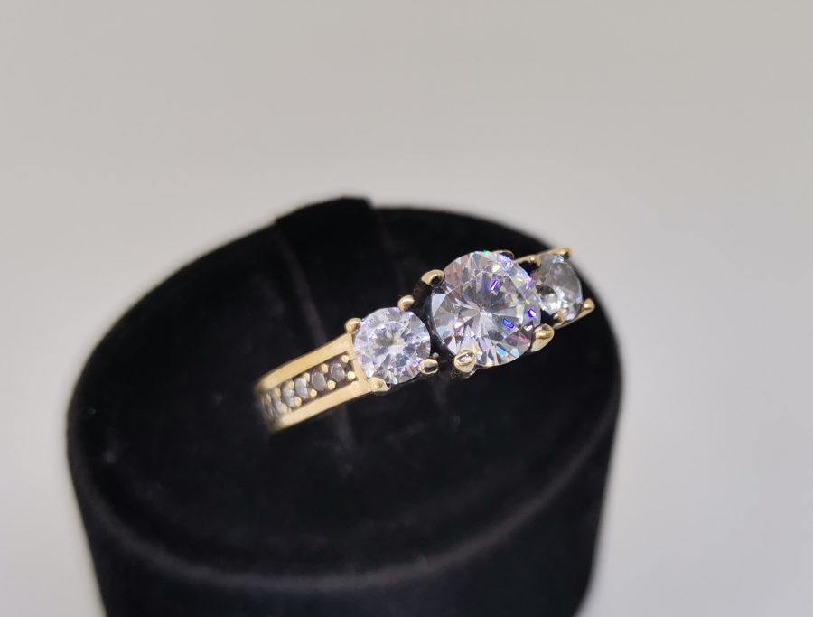 HÜRREM MODEL ÜÇTAŞ YÜZÜK