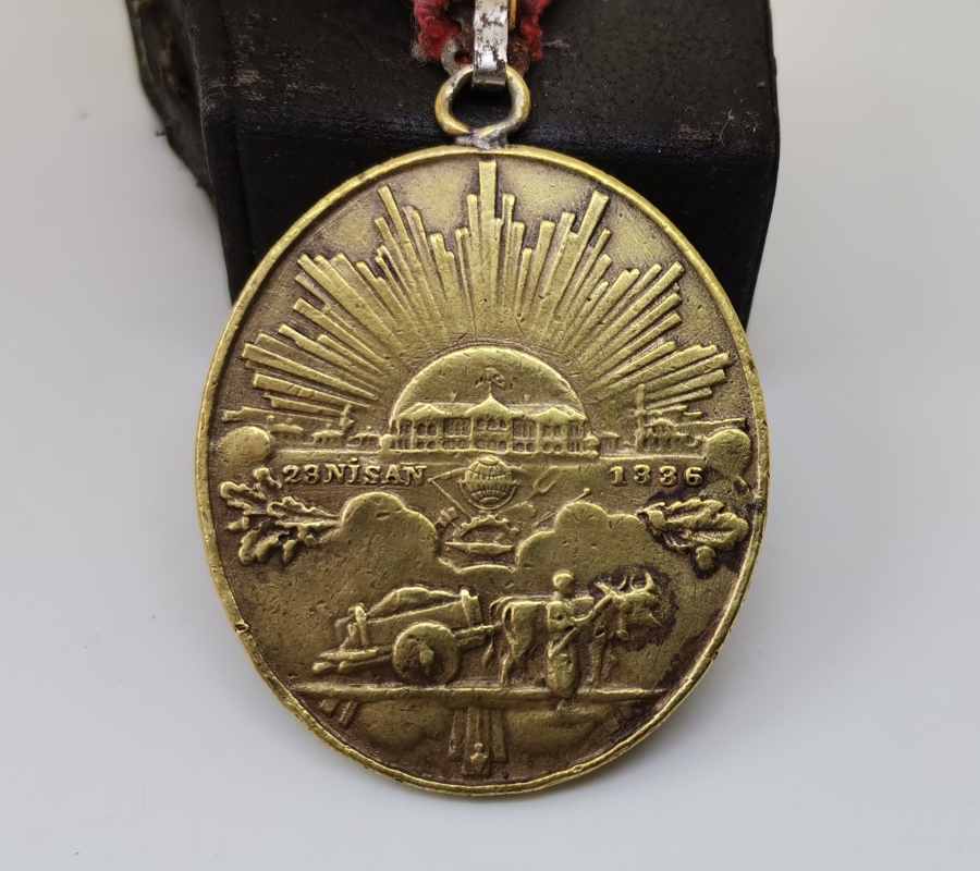 ORJİNAL KURDELASI İLE İSTİKLAL SAVAŞI MADALYASI - İSTİKLAL MADALYASI