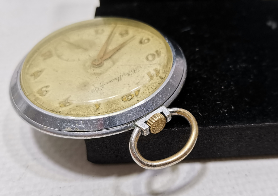 İSVİÇRE YAPIMI ANTİKA KURMALI CEP SAATİ