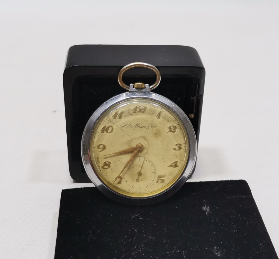 İSVİÇRE YAPIMI ANTİKA KURMALI CEP SAATİ