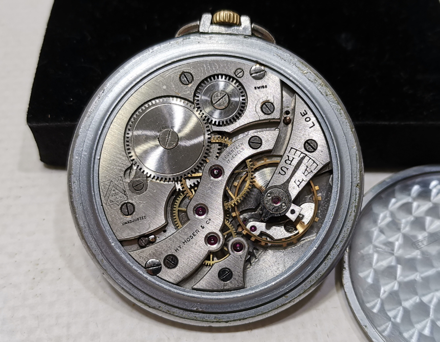 İSVİÇRE YAPIMI ANTİKA KURMALI CEP SAATİ