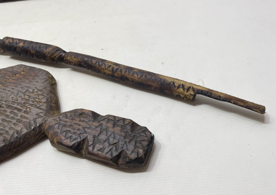 OSMANLI DÖNEMİ AHŞAPTAN MAMUL EL YAPIMI İŞLEMELİ DOKUMA ALETLERİ LOTU