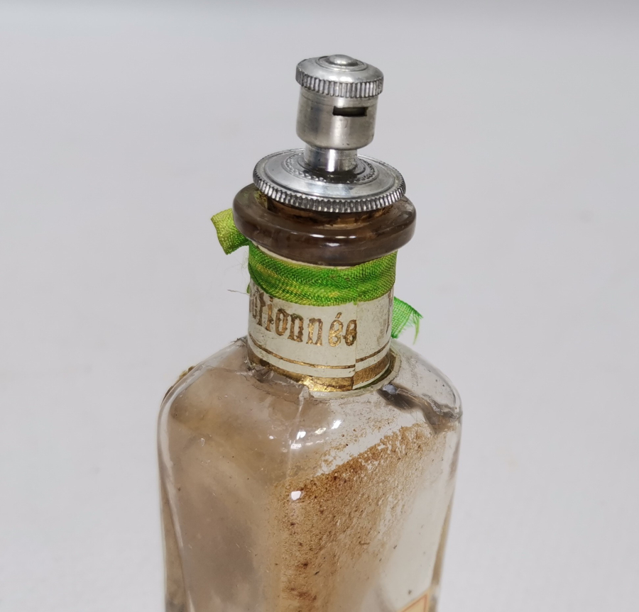 OSMANLI DÖNEMİ ÇOK NADİR ETİKETLİ KOKU ŞİŞESİ