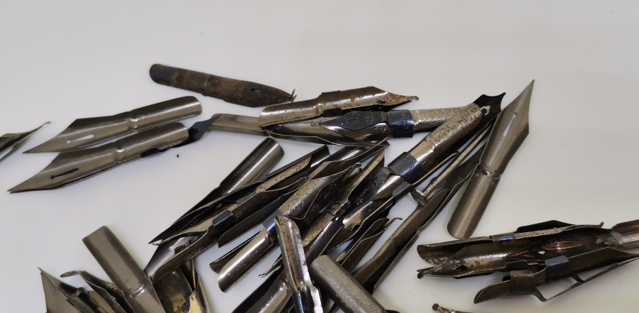 OSMANLI DÖNEMİ DİVİT UÇLARI LOTU