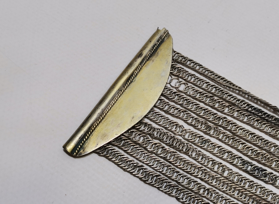 OSMANLI DÖNEMİ ERKEN DÖNEM GÜMÜŞ ÜZERİ ALTIN VERMEYLİ NADİR BİNDALLI BİLEZİĞİ