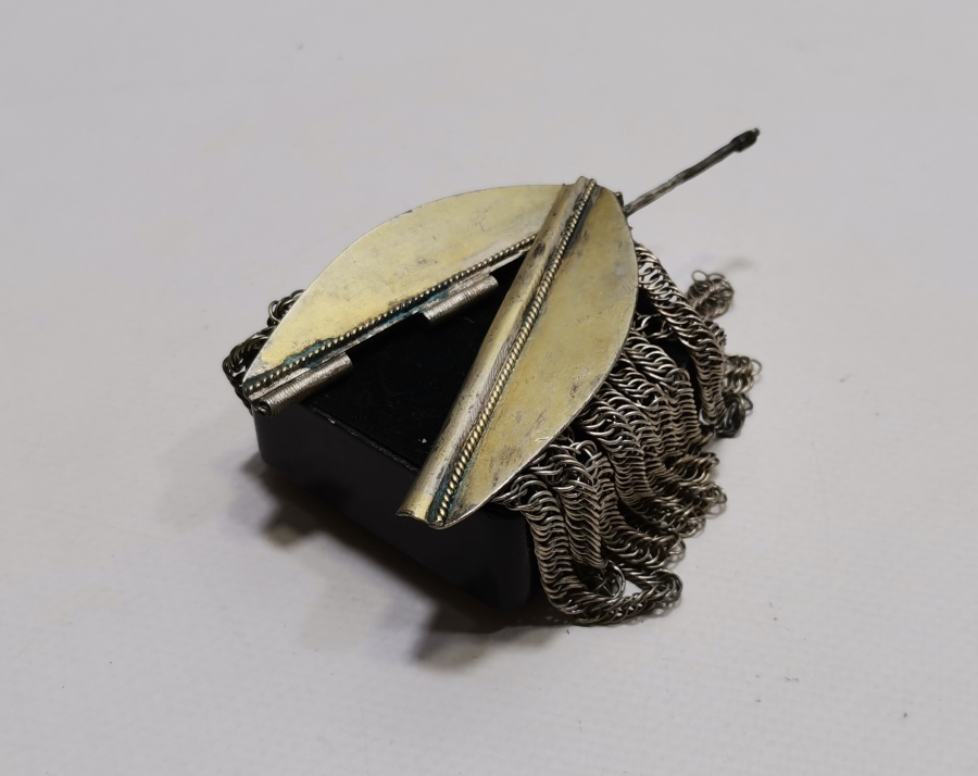 OSMANLI DÖNEMİ ERKEN DÖNEM GÜMÜŞ ÜZERİ ALTIN VERMEYLİ NADİR BİNDALLI BİLEZİĞİ