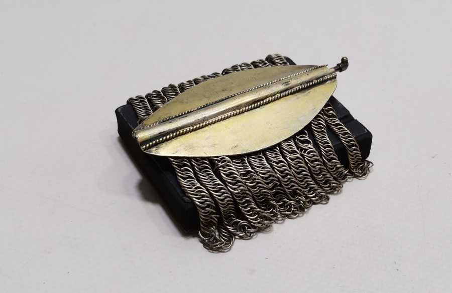 OSMANLI DÖNEMİ ERKEN DÖNEM GÜMÜŞ ÜZERİ ALTIN VERMEYLİ NADİR BİNDALLI BİLEZİĞİ