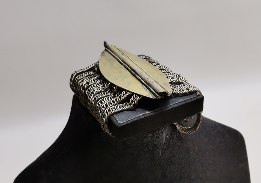 OSMANLI DÖNEMİ ERKEN DÖNEM GÜMÜŞ ÜZERİ ALTIN VERMEYLİ NADİR BİNDALLI BİLEZİĞİ