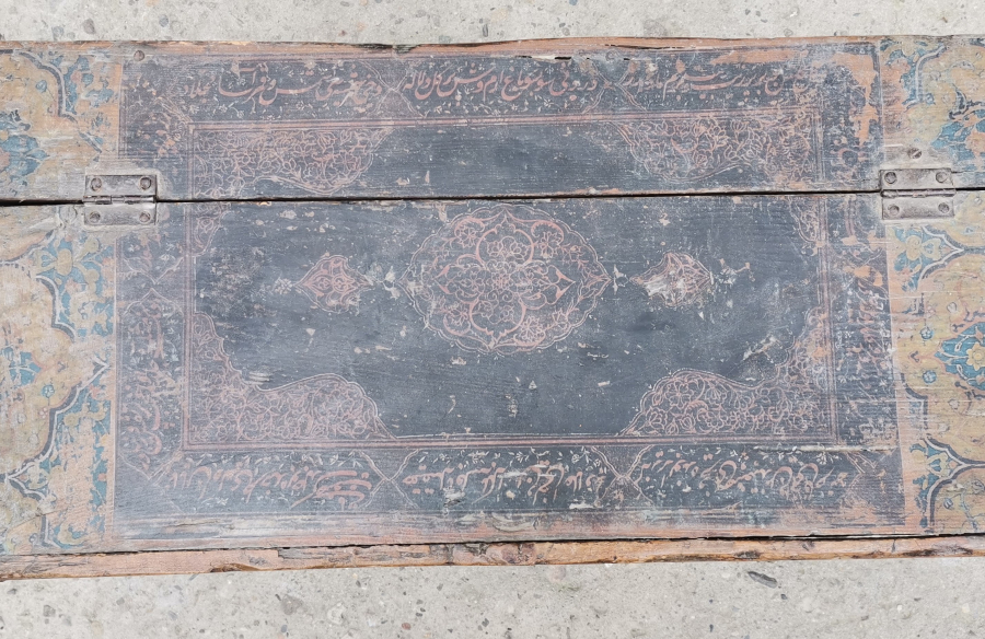 OSMANLI DÖNEMİ NADİR FORMDA SANDIK