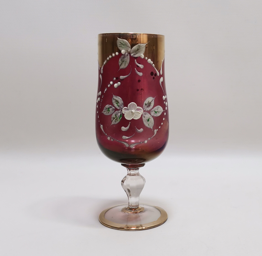 ÜZERİ ALTIN VARAKLI VE MİNE İŞÇİLİKLİ FRANSIZ KADEH