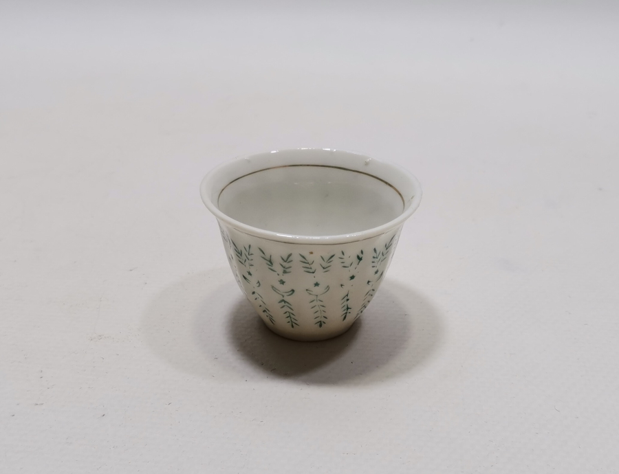 ÜZERİ AY YILDIZLI VE HAYAT AĞAÇLI OSMANLI DÖNEMİ PORSELEN ZARF FİNCANI