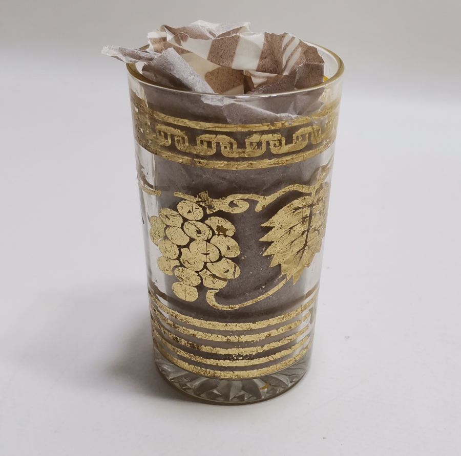 ÜZERİ AYETLİ VE ALTIN VARAKLI ANTİKA ŞERBET BARDAĞI