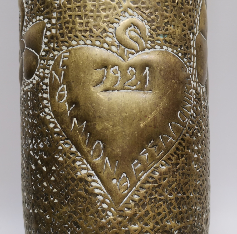 ÜZERİ RUMCA YAZILI 1921 YILI SELANİK HATIRASI NADİR ASKERİ TOP MERMİSİ  KOVANI