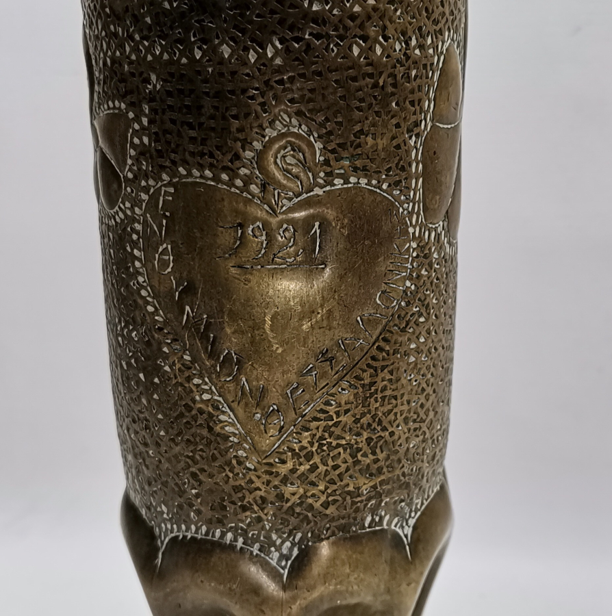 ÜZERİ RUMCA YAZILI 1921 YILI SELANİK HATIRASI NADİR ASKERİ TOP MERMİSİ  KOVANI