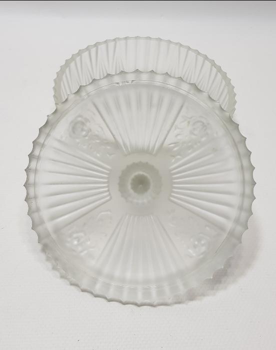 OSMANLI DÖNEMİ NADİR FORMDA KRİSTAL BONBONİYER