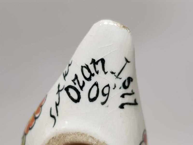 SITKI OLÇAR İMZALI KÜTAHYA SERAMİK KUŞ BİBLOSU