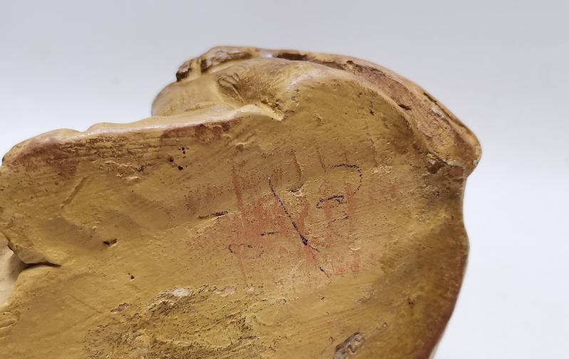 ANTİKA SERAMİK ASLAN BİBLOSU