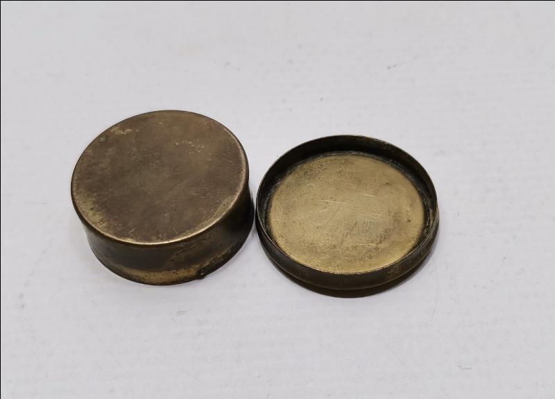 DENİZATI TEMALI ANTİKA ENFİYE KUTUSU