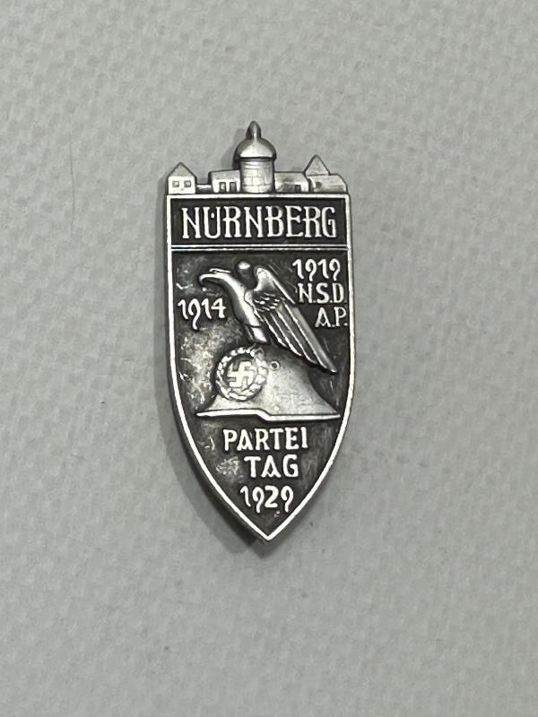 1929 NAZİ PARTİSİ NÜRNBERG İL BAŞKANLIĞI ROZETİ