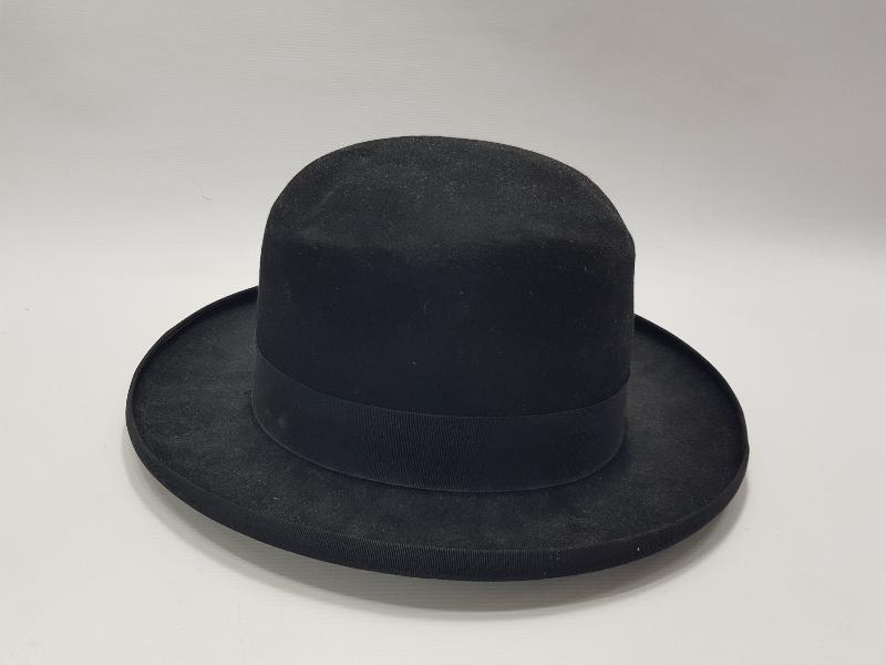 SILVYO BEYOĞLU GALATASARAY BORSALINO MELON ŞAPKA