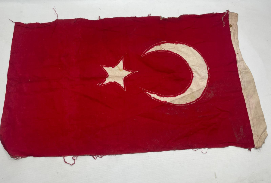 KURTULUŞ SAVAŞI DÖNEMİ EL YAPIMI BAYRAK