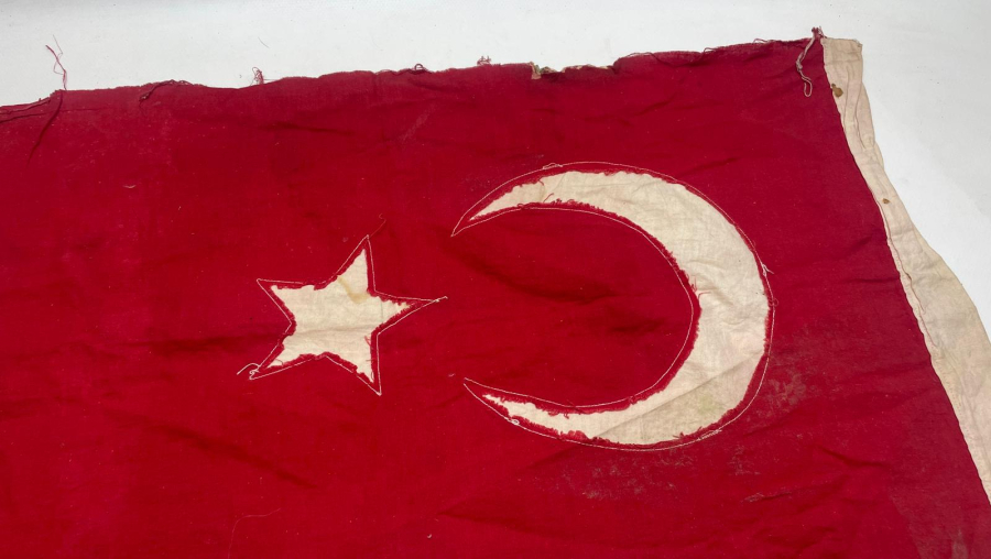 KURTULUŞ SAVAŞI DÖNEMİ EL YAPIMI BAYRAK