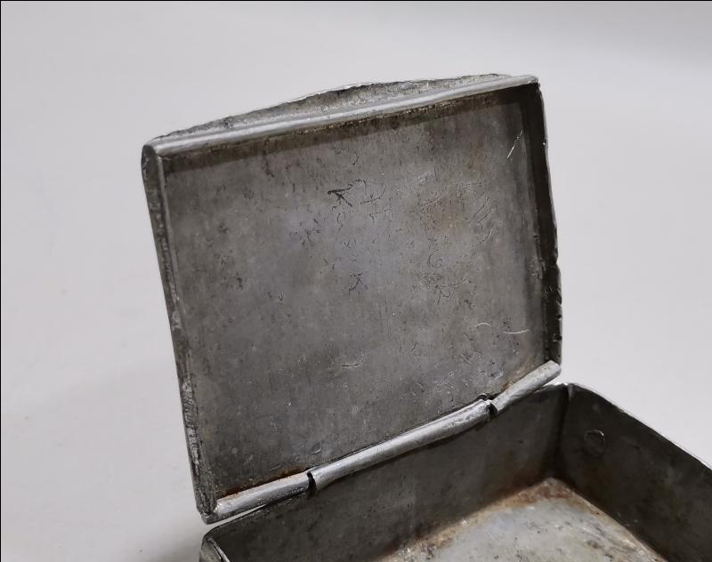 1. DÜNYA SAVAŞI ESARET YADİGARI TÜTÜN TABAKASI