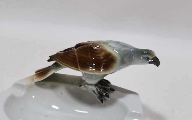 CARL SCHEİDİG KUŞ APLİKLİ PORSELEN KÜL TABLASI