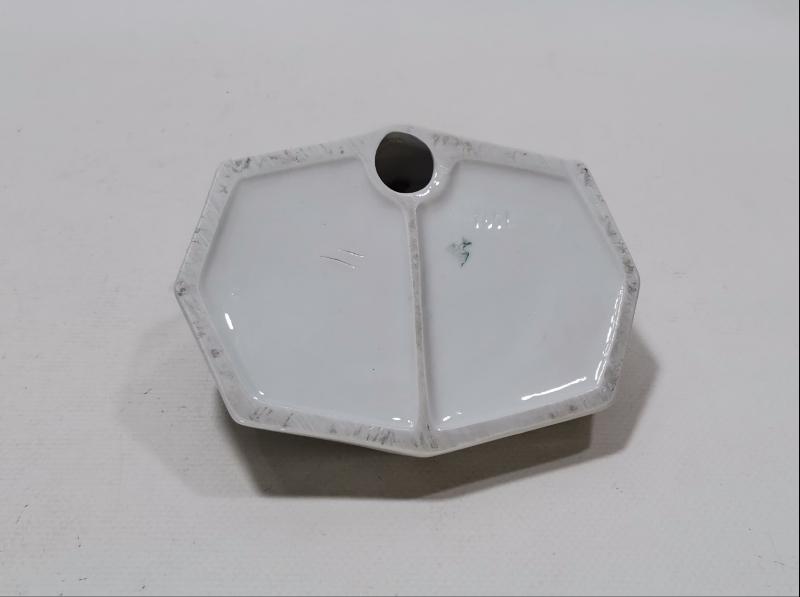 CARL SCHEİDİG KUŞ APLİKLİ PORSELEN KÜL TABLASI