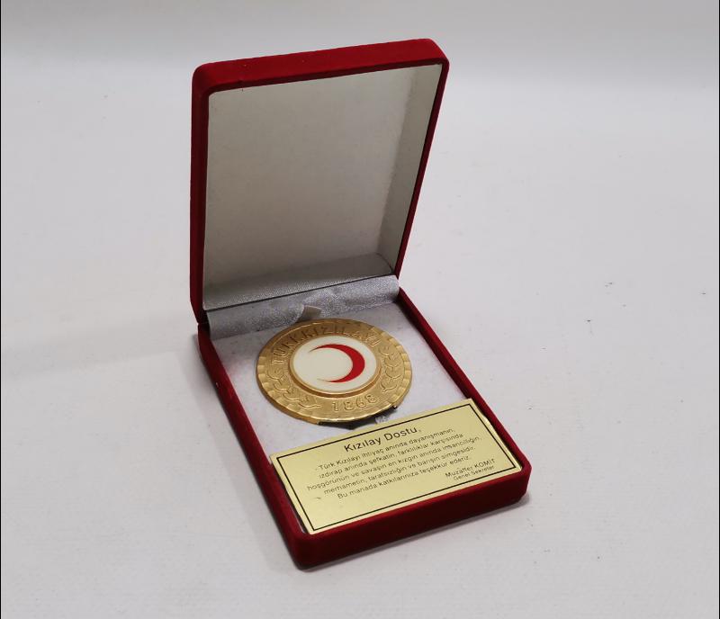 ORJİNAL KUTUSUNDA KIZILAY PLAKET MADALYA