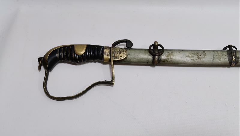 OSMANLI DÖNEMİ ERMENİ USTA VAHRAM TADJIRIAN YAPIMI AY YILDIZLI VE OSMANLICA YAZILI ÇOK NADİR SUBAY KILICI