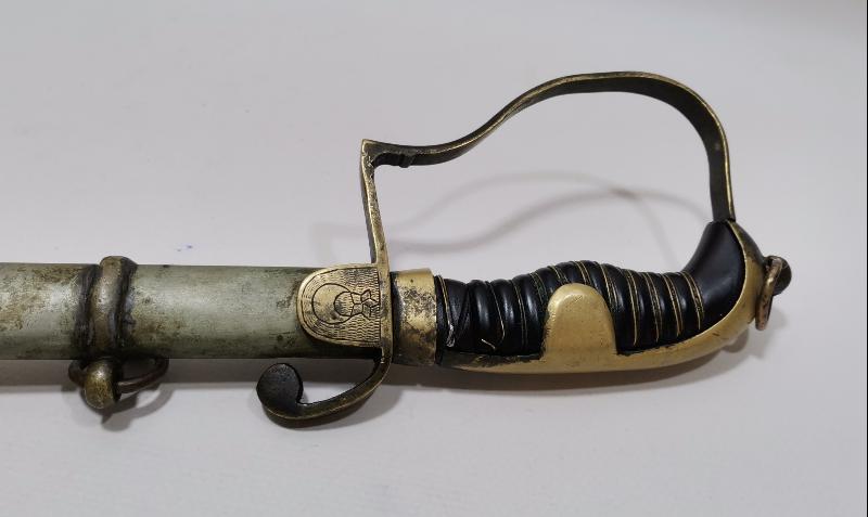 OSMANLI DÖNEMİ ERMENİ USTA VAHRAM TADJIRIAN YAPIMI AY YILDIZLI VE OSMANLICA YAZILI ÇOK NADİR SUBAY KILICI