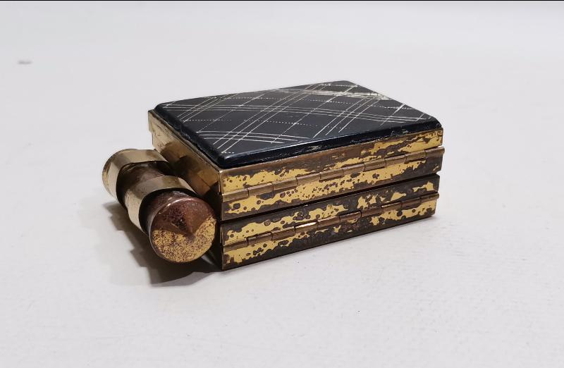 OSMANLI DÖNEMİ LEVANTEN İŞİ RUJLU PUDRİYER KUTUSU