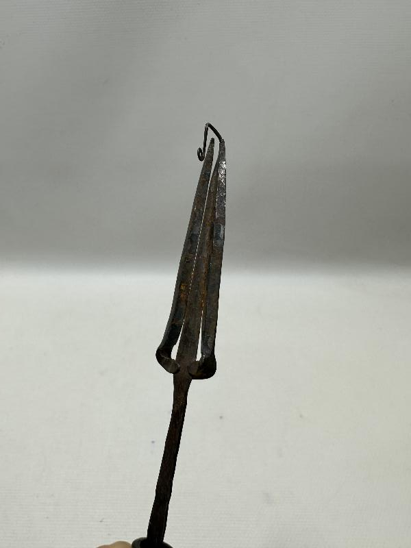 ŞAMAN KÜLTÜRÜ: ESKİ TÜRK MÜZİK ALETİ - GUBUZ - TEMİR KOMUZ 