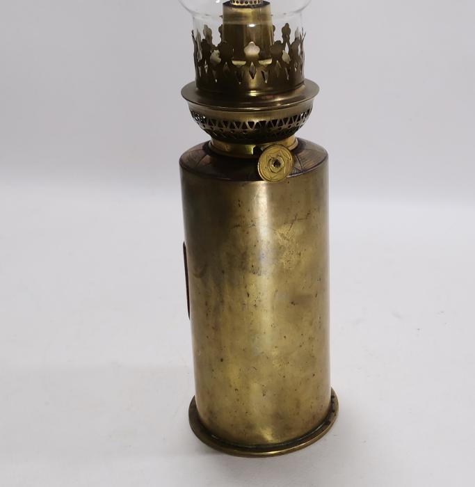 1. DÜNYA SAVAŞI DÖNEMİ HAVAN MERMİ KOVANINDAN YAPILMIŞ 1918 TARİHLİ ÇOK NADİR LAMBA