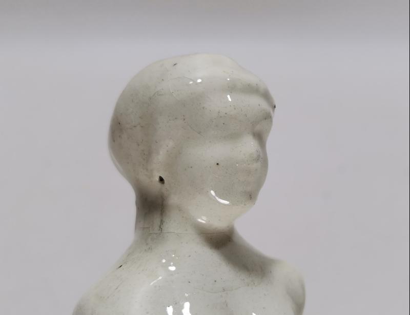 ANTİKA KÜTAHYA SERAMİK TANRIÇA VENÜS BİBLOSU