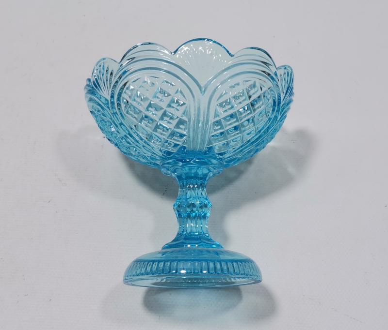 ANTİKA MAVİ CAM ŞEKERLİK