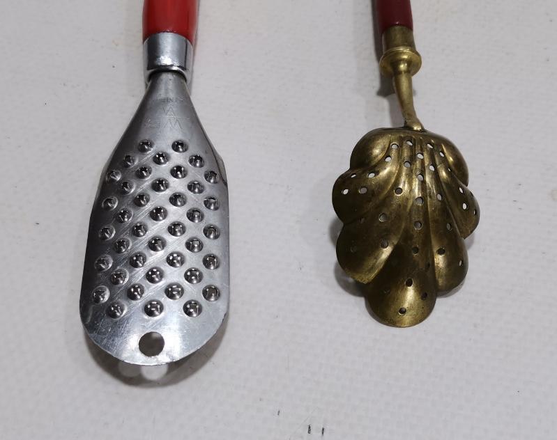 MUTFAK KÜLTÜRÜ: KATALİN SAPLI ANTİKA SÜZGEÇ VE RENDE