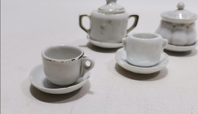 OSMANLI DÖNEMİ OYUNCAK PORSELEN SETİ